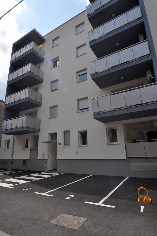 Paula Apartment Zagreb Eksteriør bilde